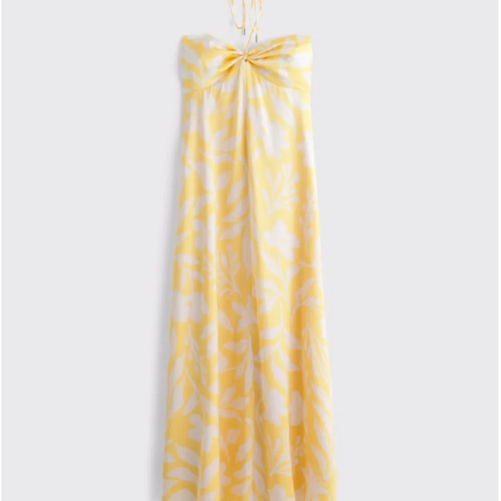 NWT Abercrombie Twist-Front Flowy Maxi Dress